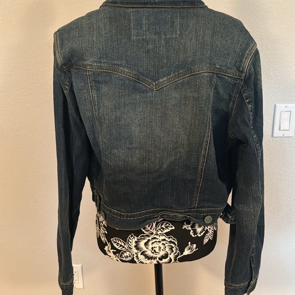 Woman’s Jean jacket - Picture 2 of 2